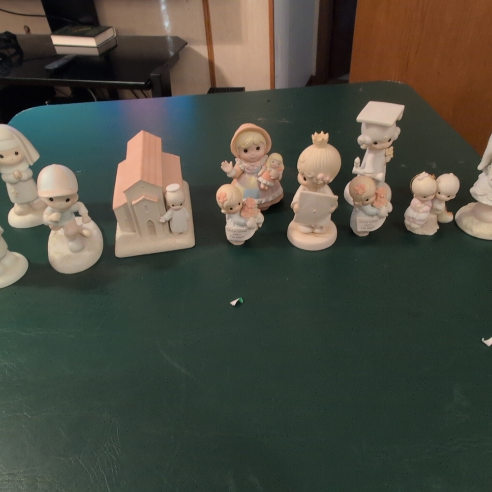 Lot Of 11 Miscellaneous  Precious Moments